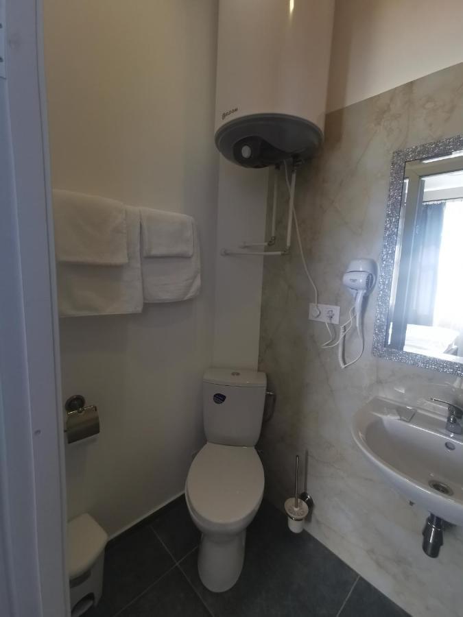Central Hotel With Free Parking Riga Exterior foto